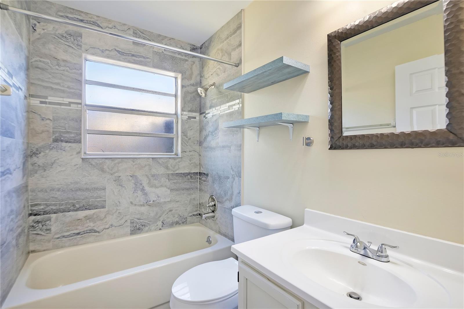 Bathroom #2 - 370 N LAKE AVE, APOPKA