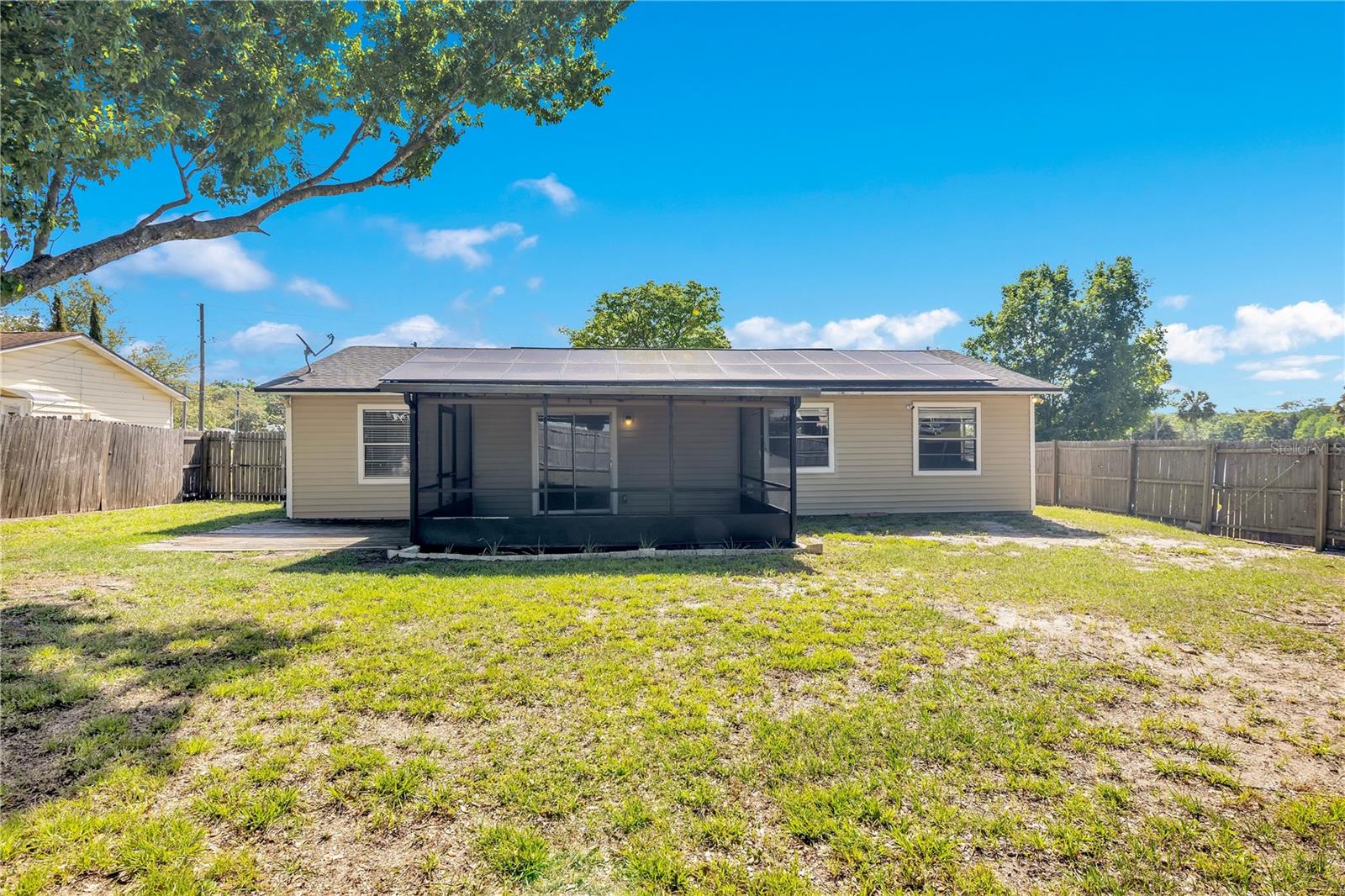 Back of House - 370 N LAKE AVE, APOPKA