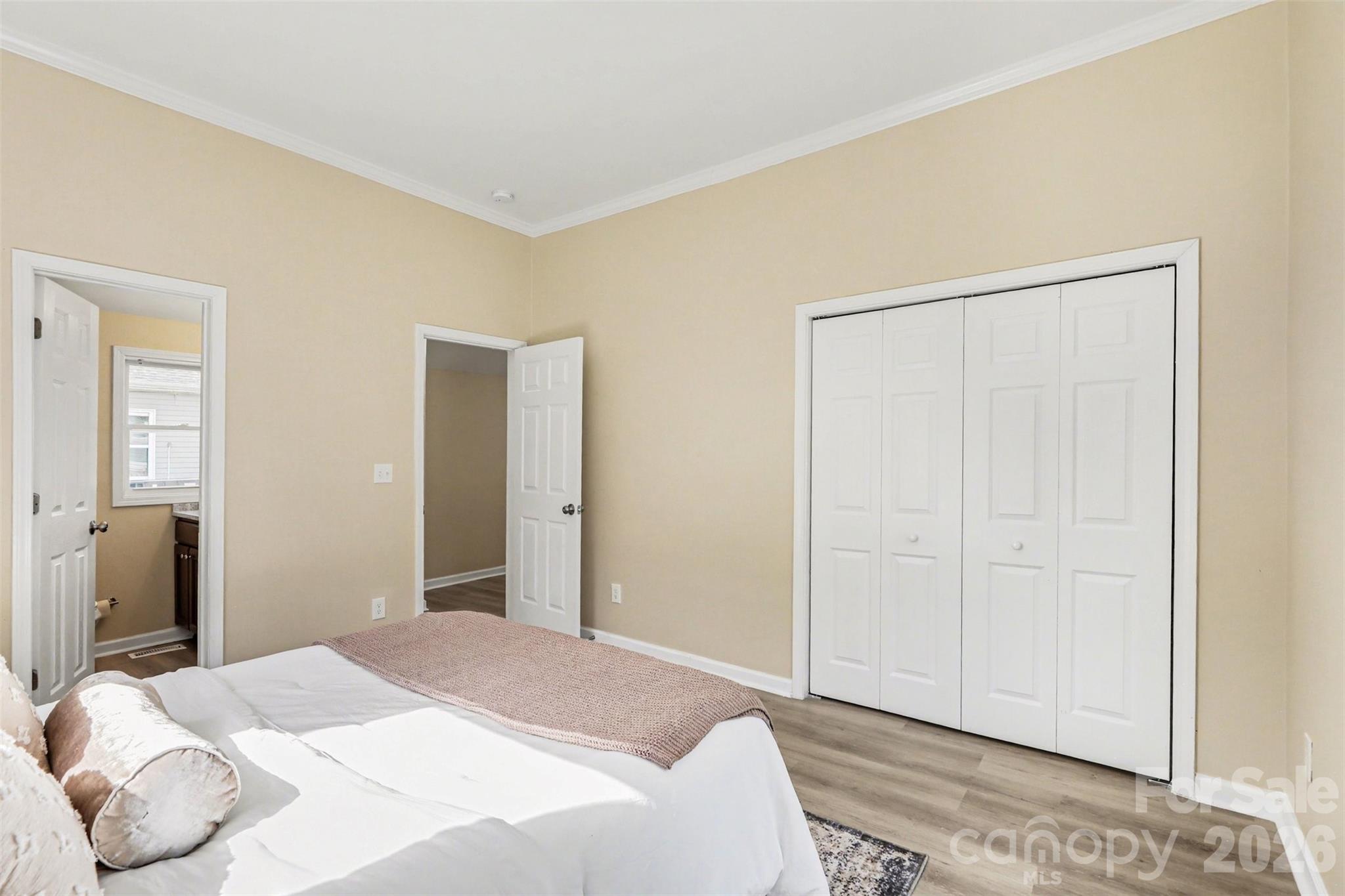 Single Family Residence at 118 Glen Rae Street SW, Concord, photo 9 of 19