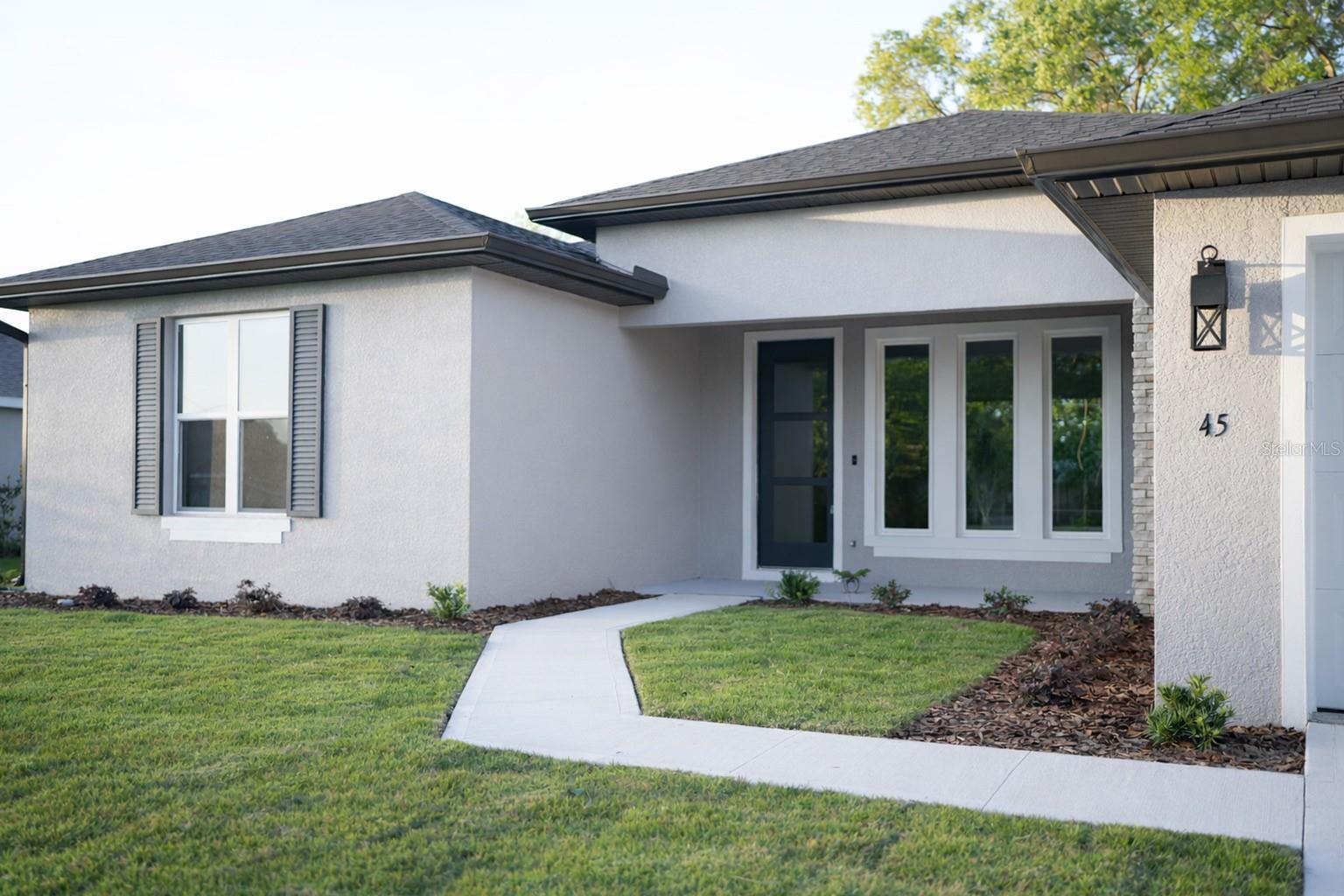 Single Family Residence at 45 ROYAL OAK DR, PALM COAST, photo 2 of 38