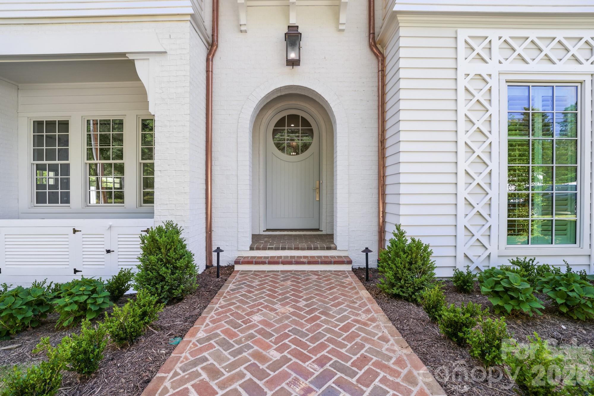 Single Family Residence at 222 Walnut Street, Davidson, photo 2 of 33