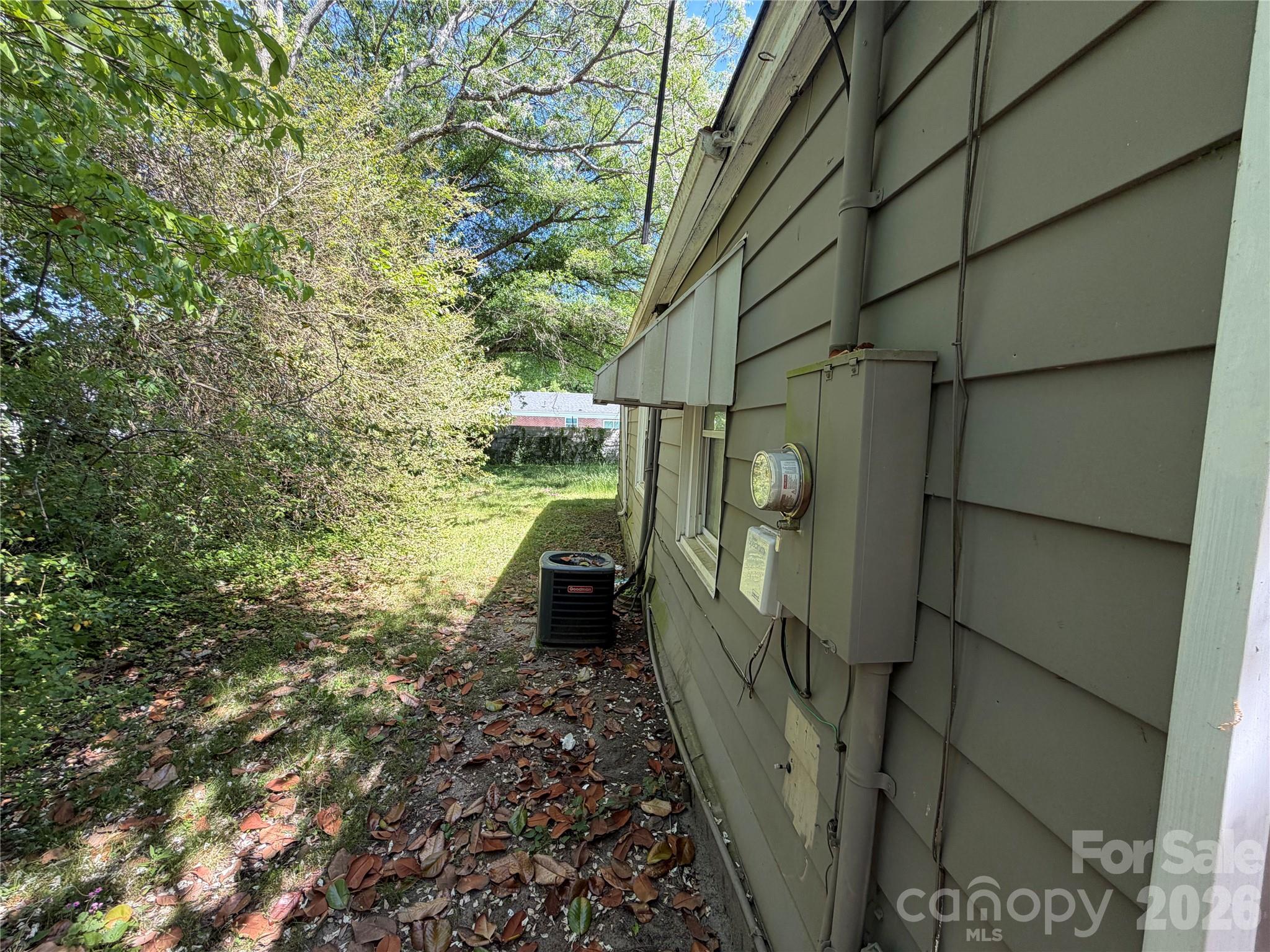 Single Family Residence at 836 S Dalton Street, Gastonia, photo 13 of 14