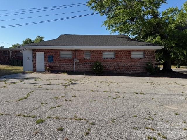 Office at 104 S Ashe Street, Kershaw, photo 2 of 5