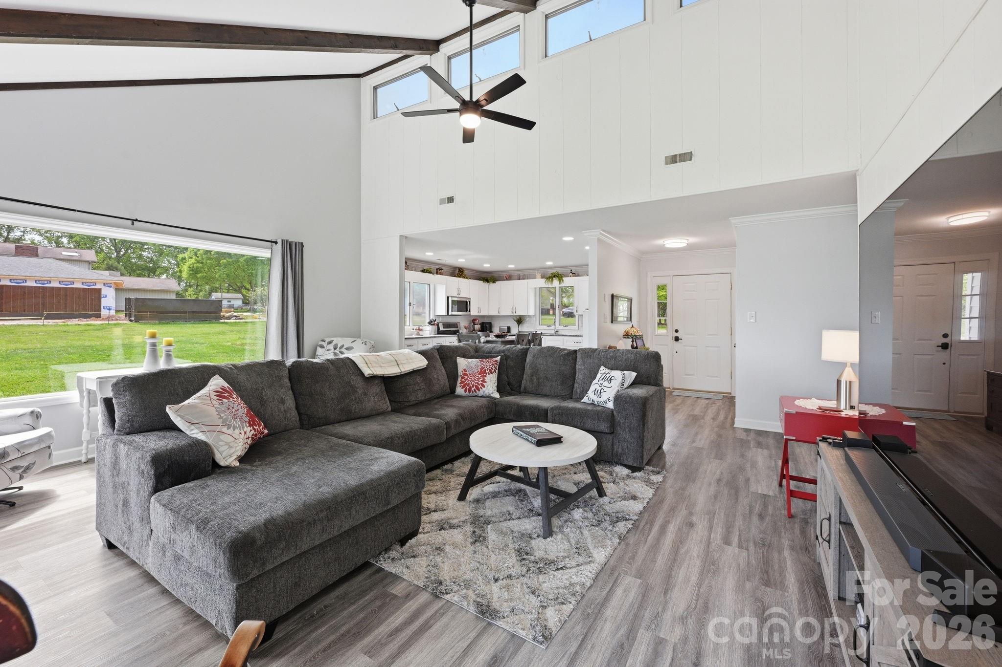 Single Family Residence at 8029 Lucky Creek Lane, Denver, photo 15 of 38