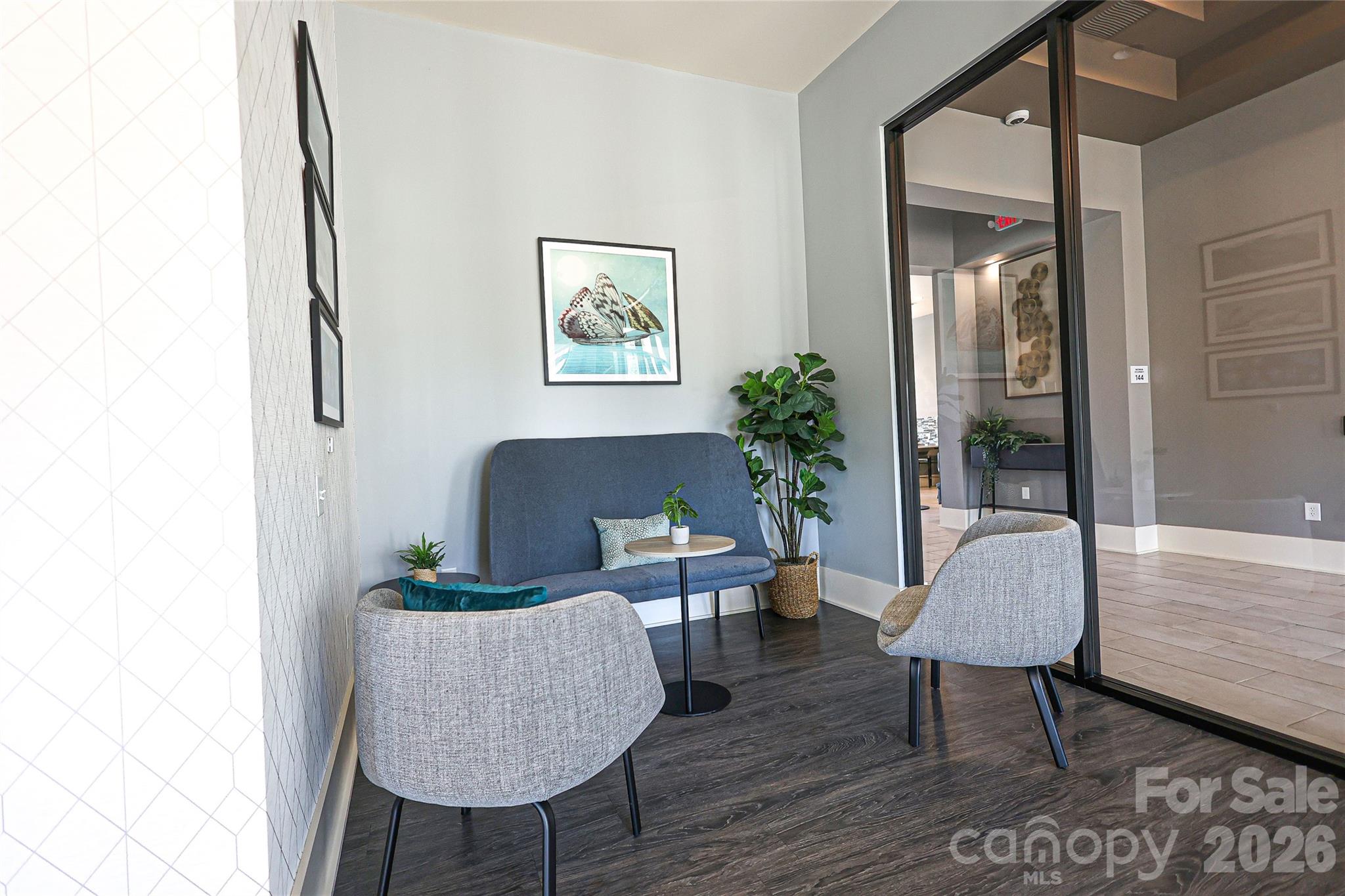 Single Family Residence at 5007 Twin River Drive, Denver, photo 17 of 44