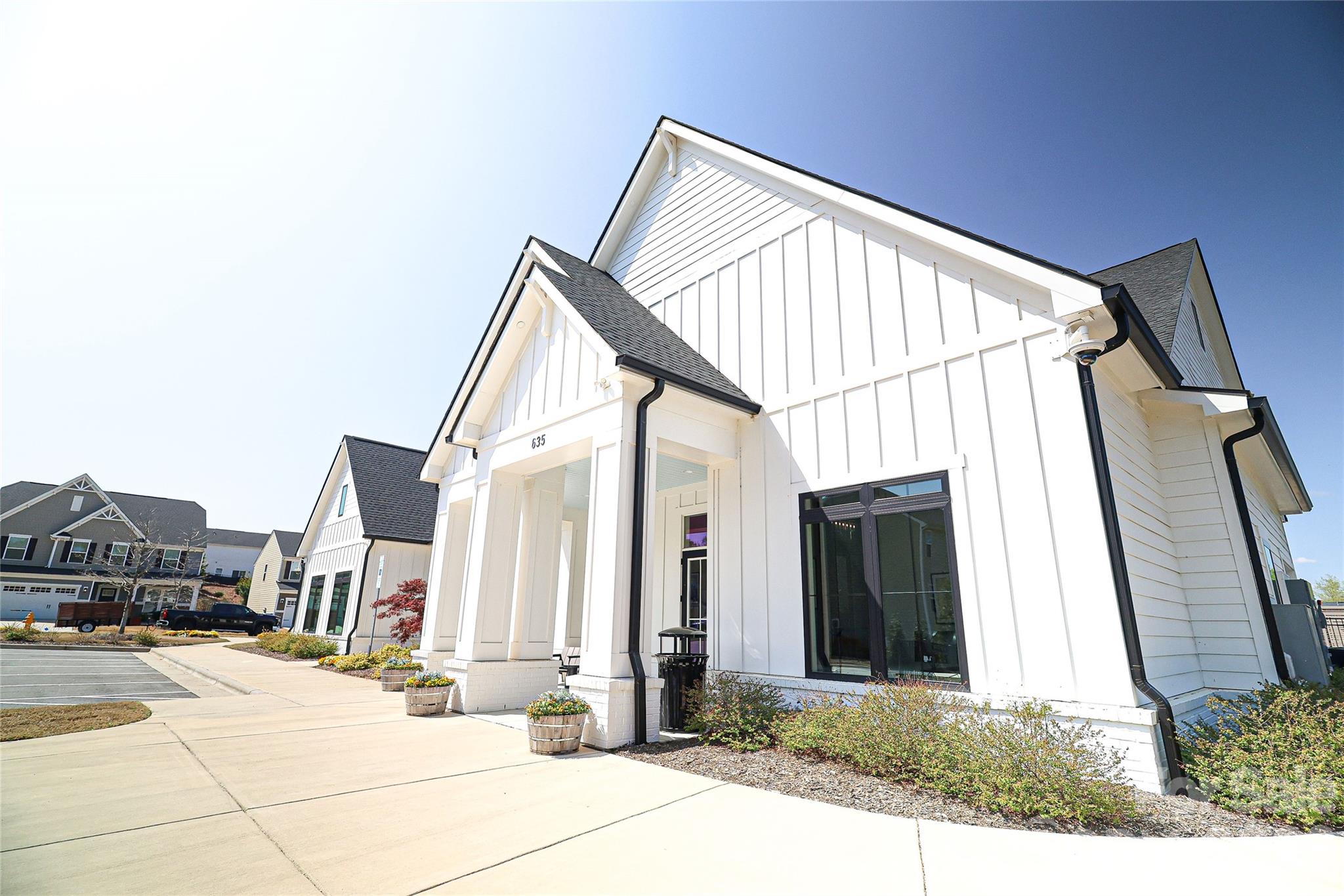 Single Family Residence at 5007 Twin River Drive, Denver, photo 44 of 44