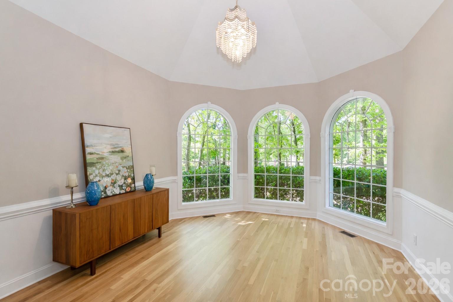 Dining Room with Dramatic Cathedral Ceiling - 119 Shelter Cove Lane, Mooresville