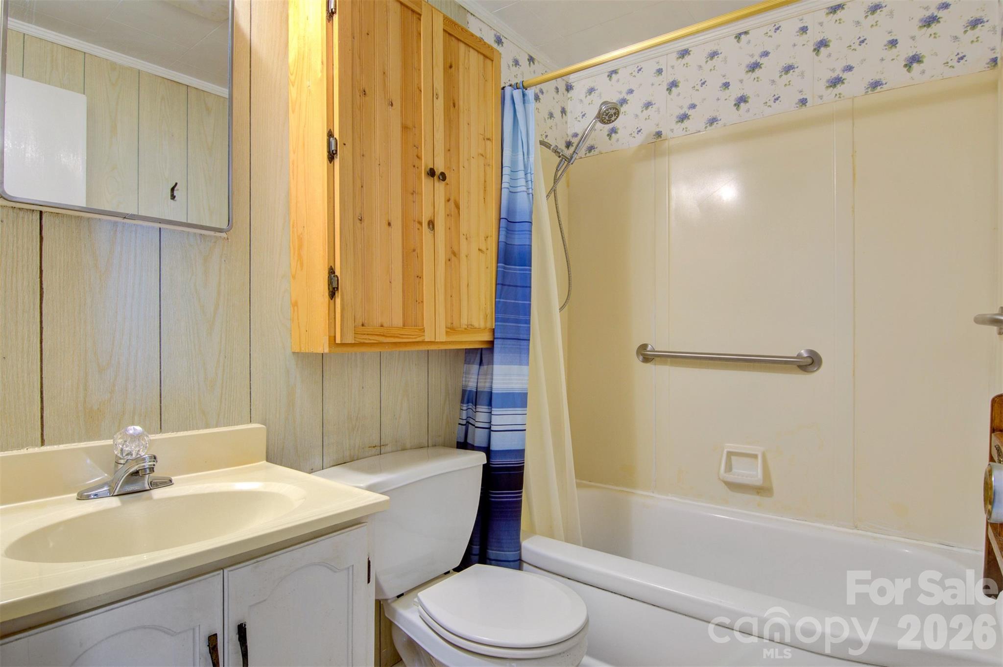 Single Family Residence at 24 Berkley Avenue W, Granite Falls, photo 23 of 34