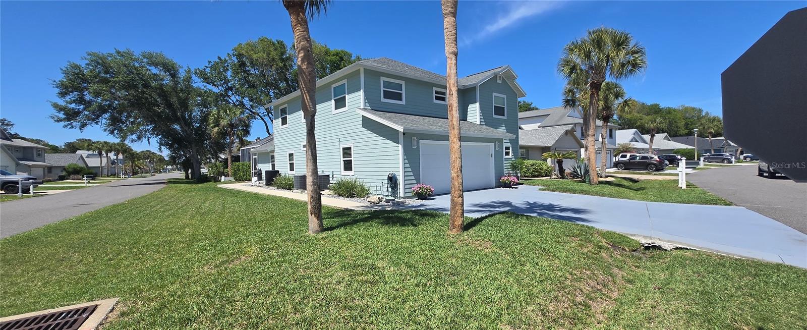 Corner Lot - 68 BRISTOL LN, PALM COAST
