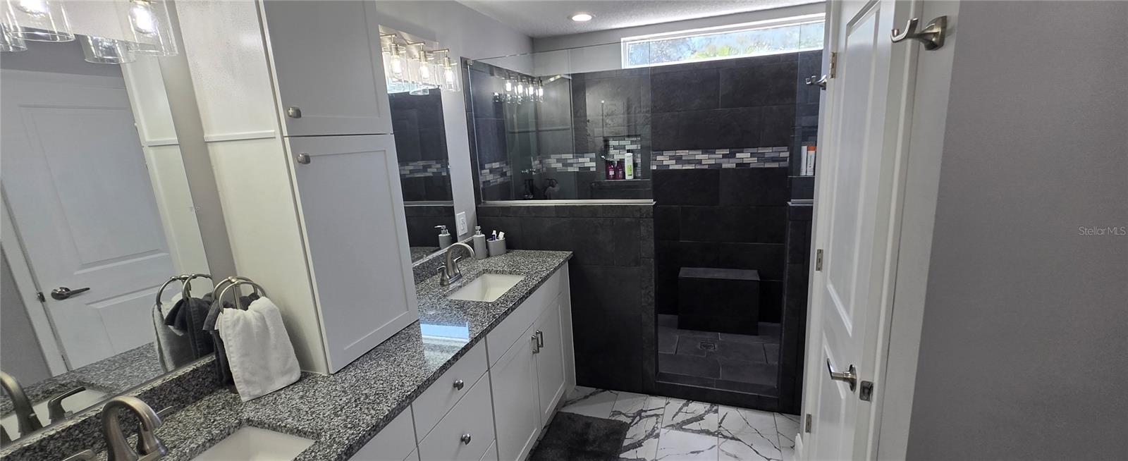 Dual Showers - 68 BRISTOL LN, PALM COAST