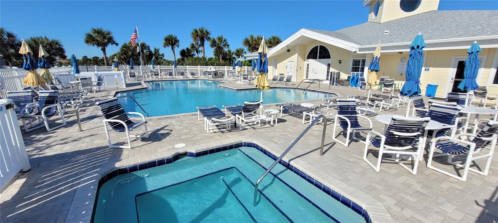 Oceanfront Community Pool & Spa - 68 BRISTOL LN, PALM COAST