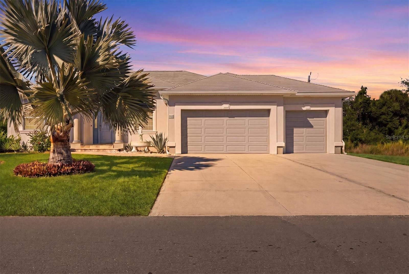 Single Family Residence at 1112 SENECA RD, VENICE, photo 9 of 50