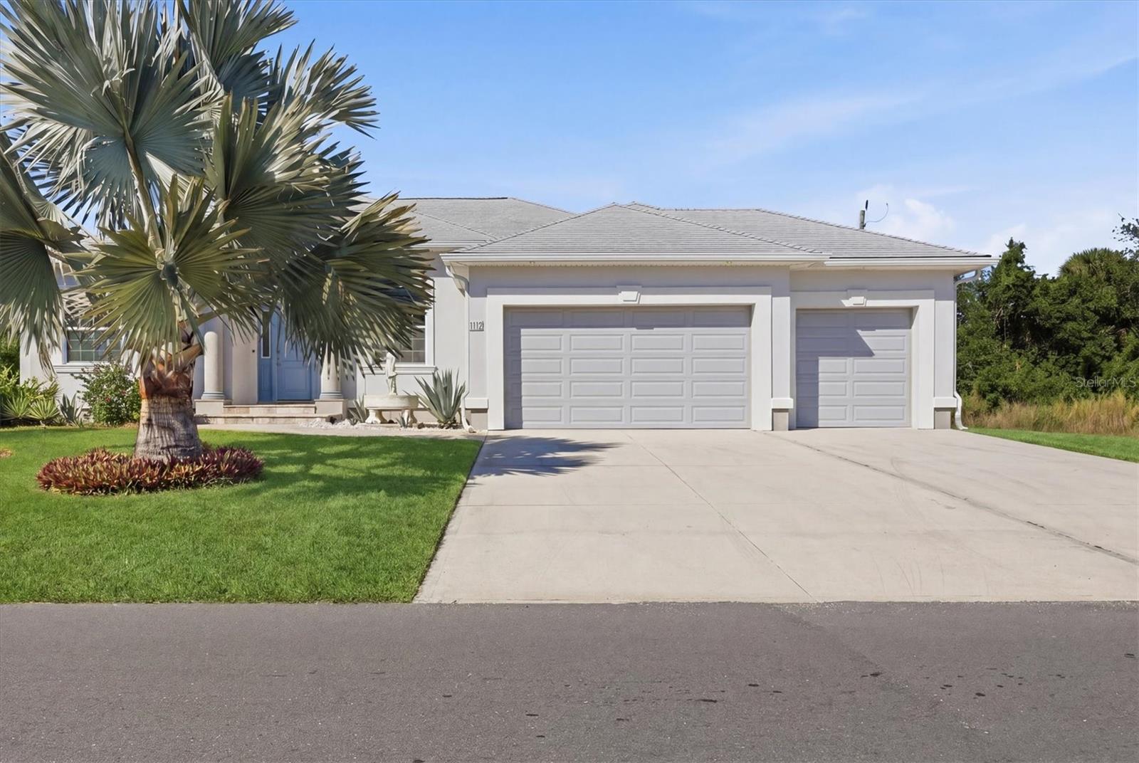 Single Family Residence at 1112 SENECA RD, VENICE, photo 10 of 50