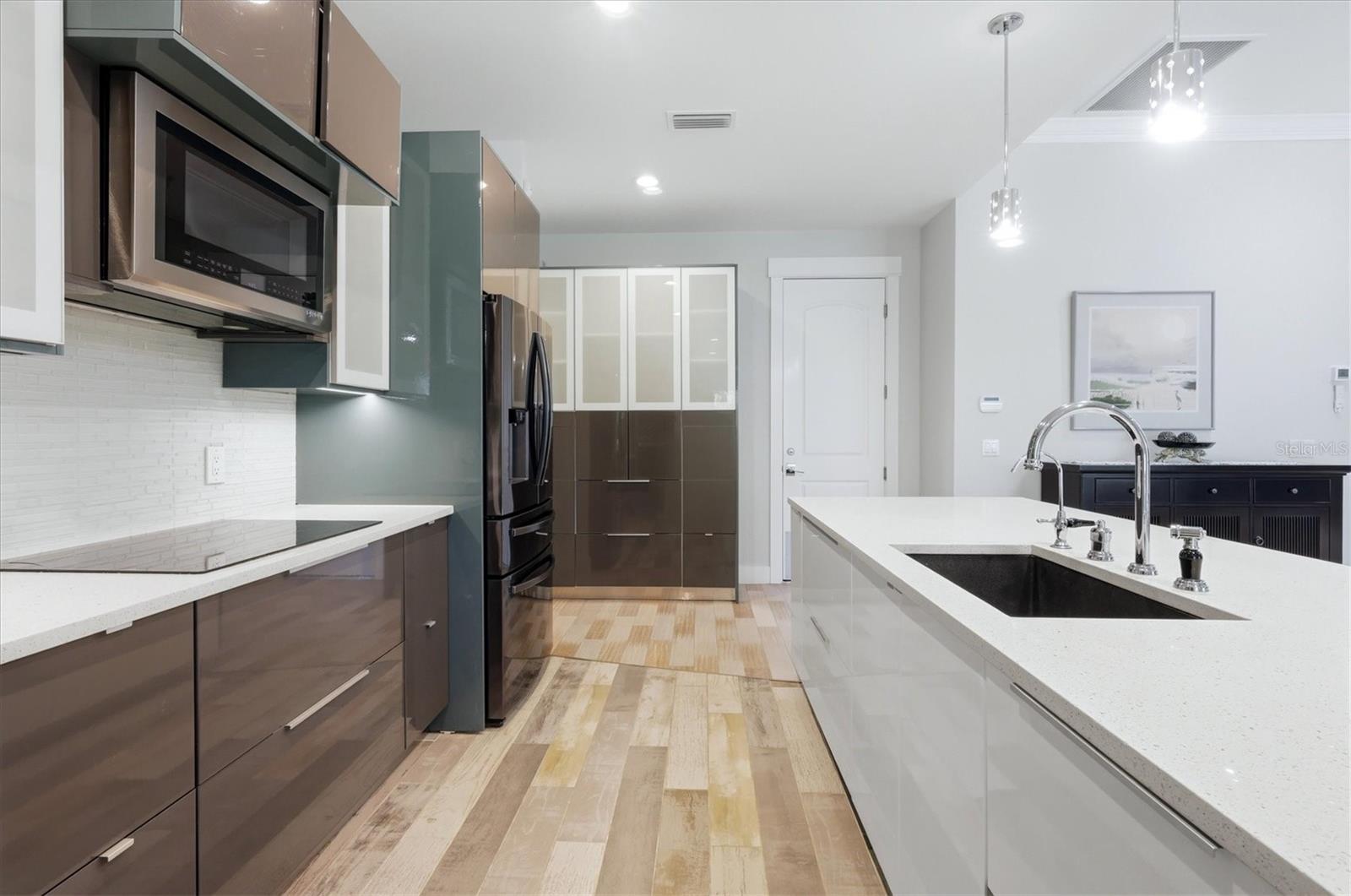 Single Family Residence at 1112 SENECA RD, VENICE, photo 22 of 50