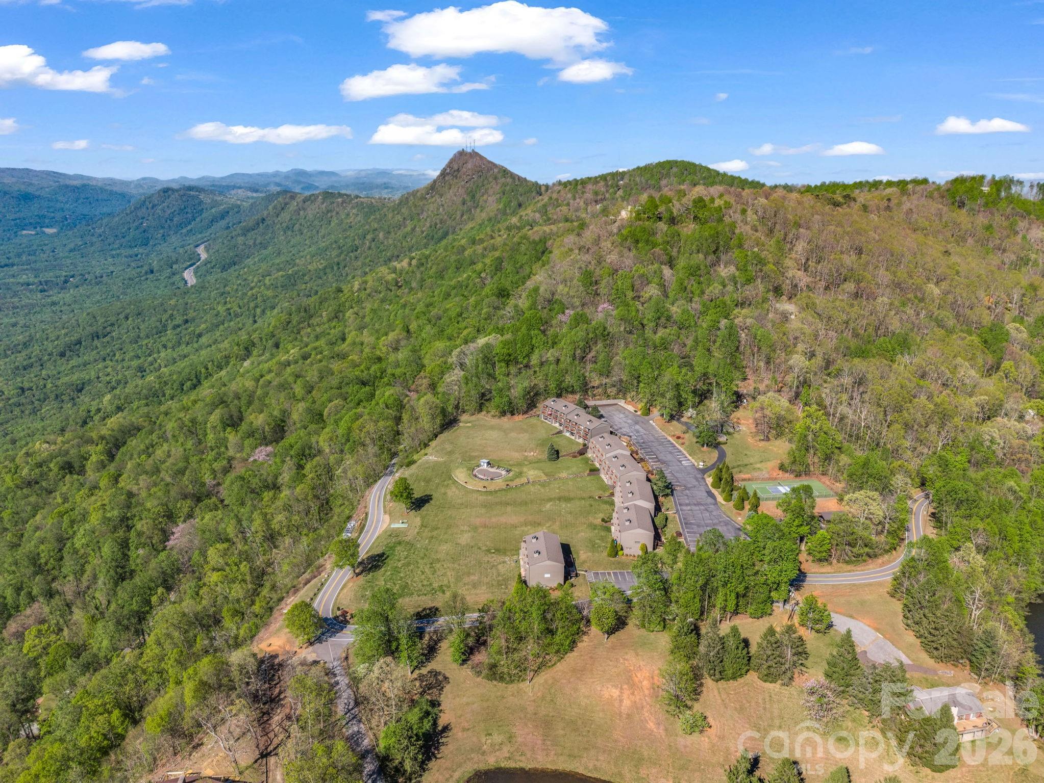 The Brow has plenty of parking, a pool and tennis/pickleball court - 2881 White Oak Mountain Road, Columbus