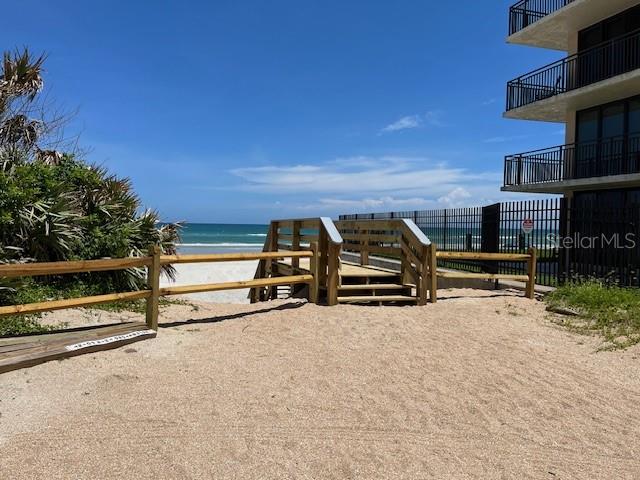 Beach Access 4 minute walk - 4150 S ATLANTIC AVE #121B, NEW SMYRNA BEACH
