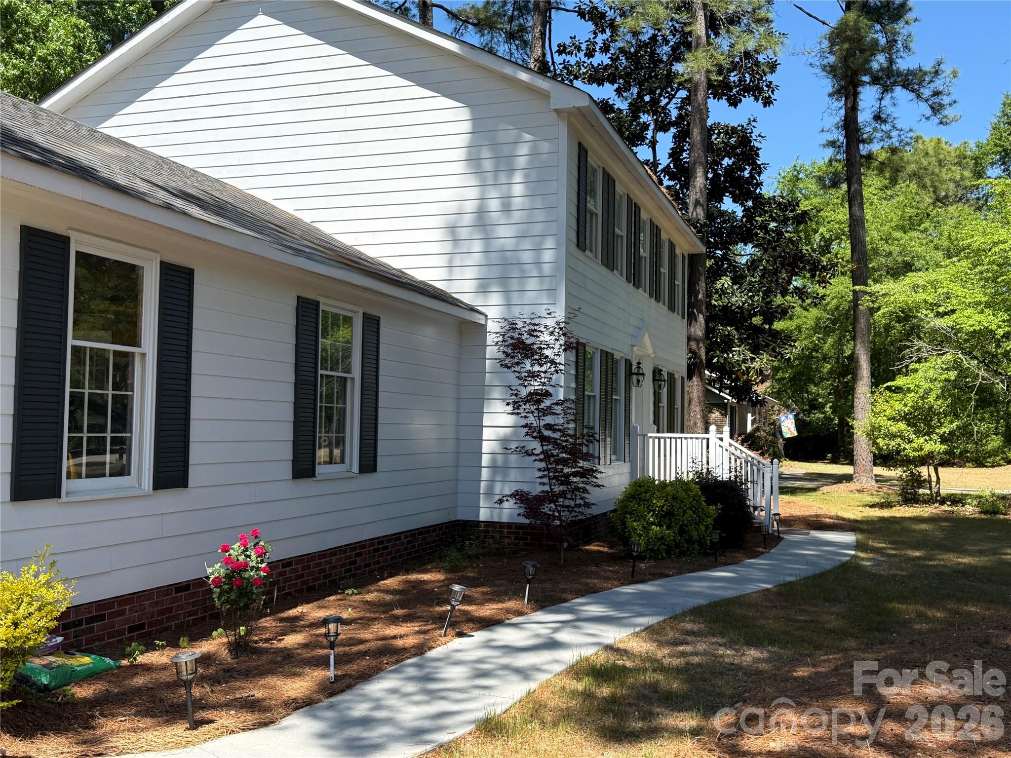 Single Family Residence at 12760 Woodbridge Drive, Laurinburg, photo 8 of 41