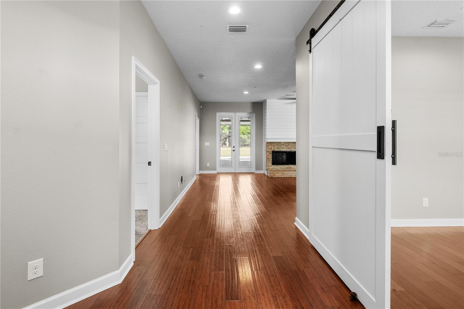 Single Family Residence at 14805 US-301 N, PARRISH, photo 18 of 92