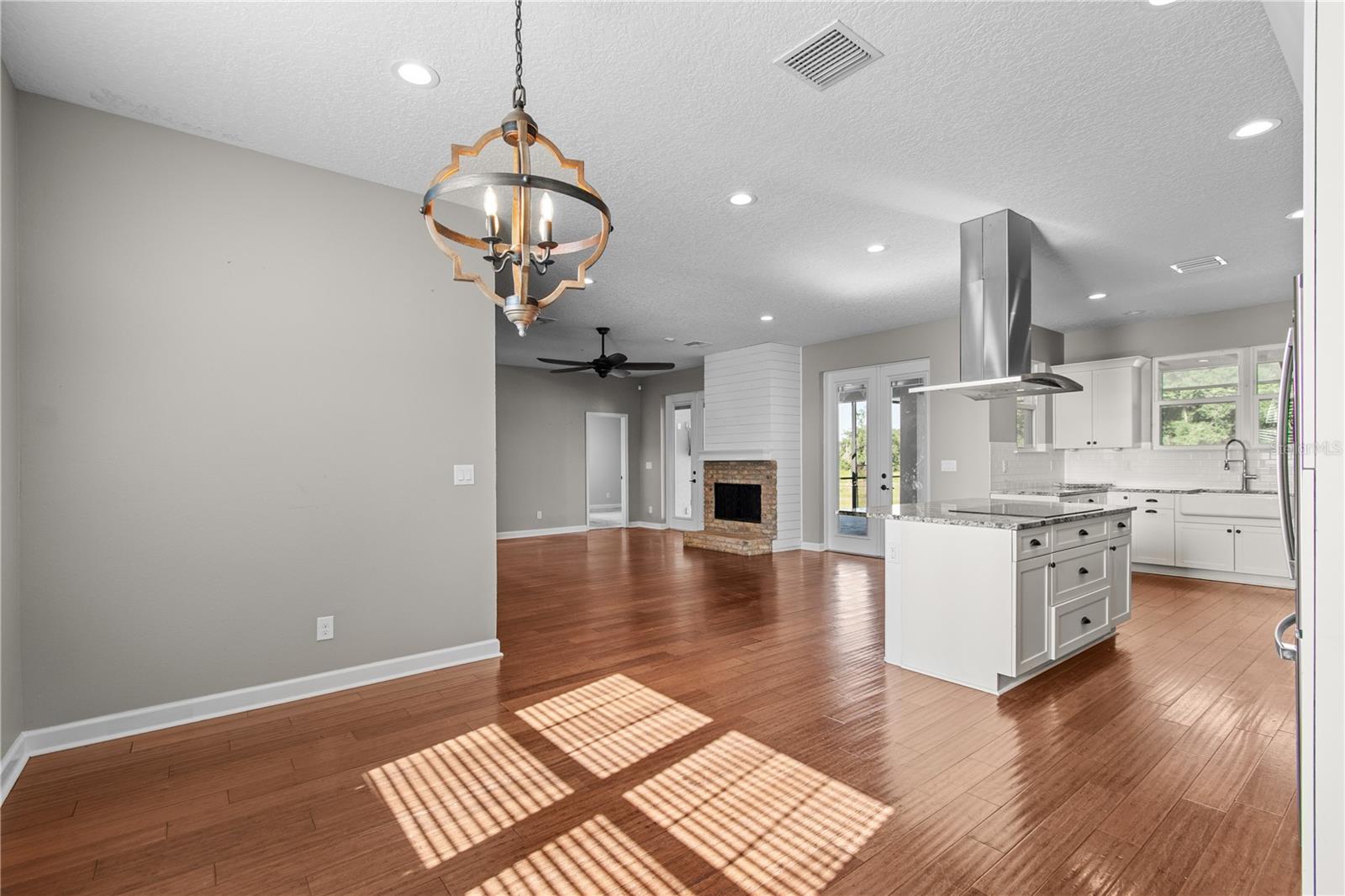 Single Family Residence at 14805 US-301 N, PARRISH, photo 29 of 92
