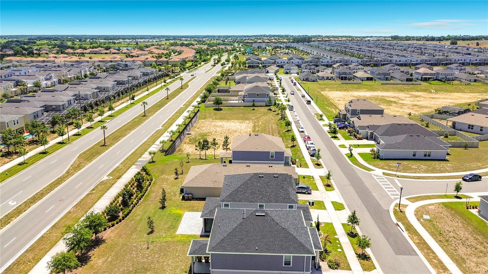 Close to hospitals, shopping, restaurants and more. - 795 OVERPOOL AVE, DAVENPORT