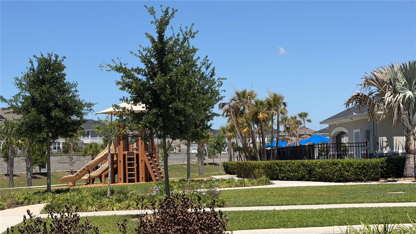 Amenities - 795 OVERPOOL AVE, DAVENPORT