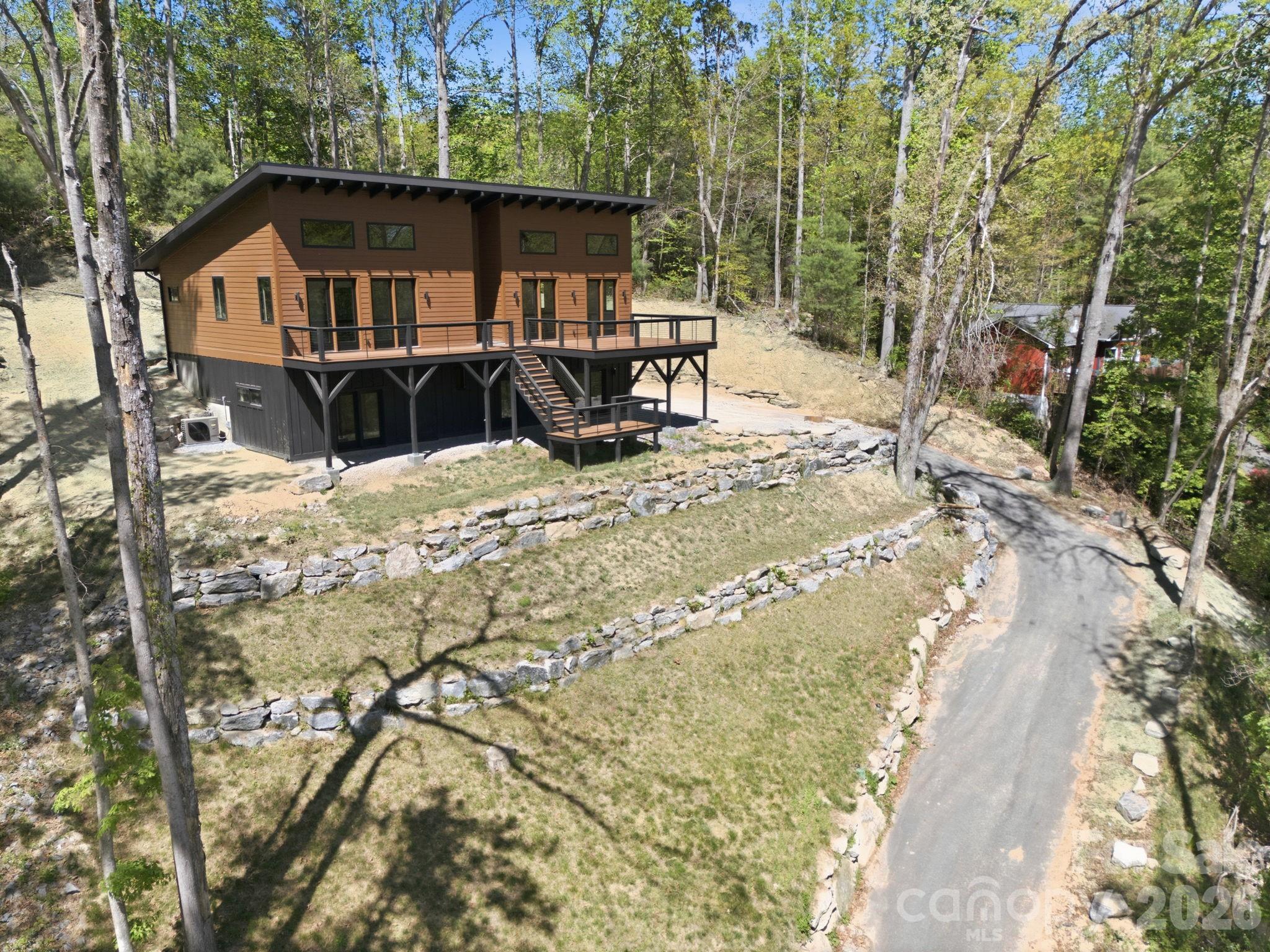View from Road - 102 Sandpiper Palisades Street, Hendersonville