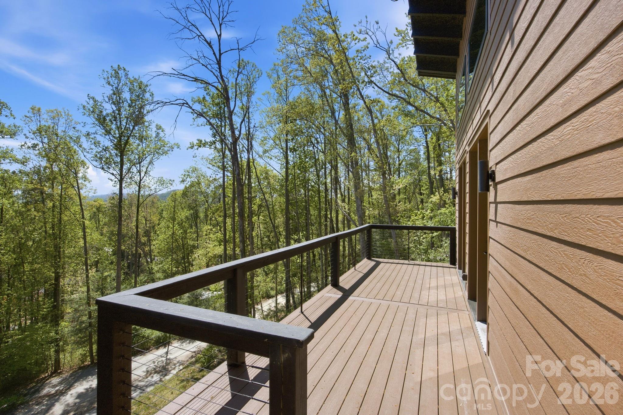 Front deck - 102 Sandpiper Palisades Street, Hendersonville