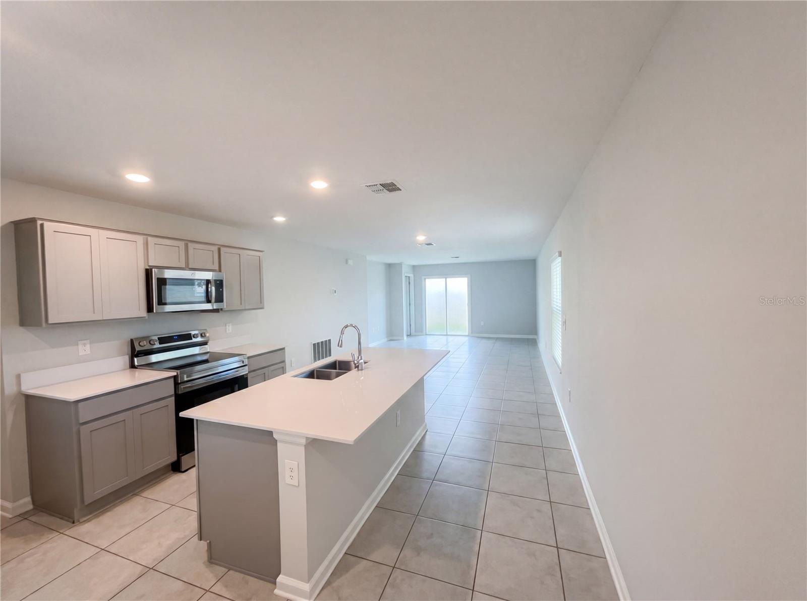 Single Family Residence at 4322 SUNNY CREEK PL, KISSIMMEE, photo 18 of 24