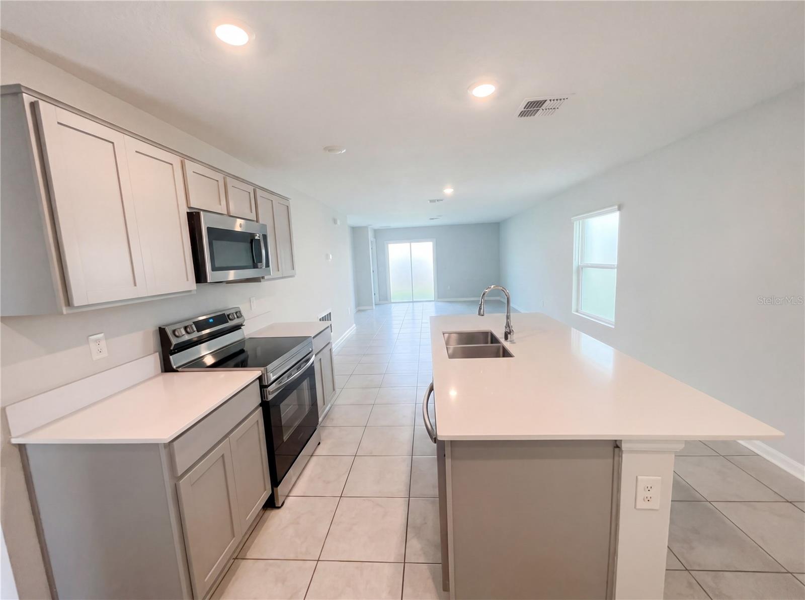 Single Family Residence at 4322 SUNNY CREEK PL, KISSIMMEE, photo 19 of 24
