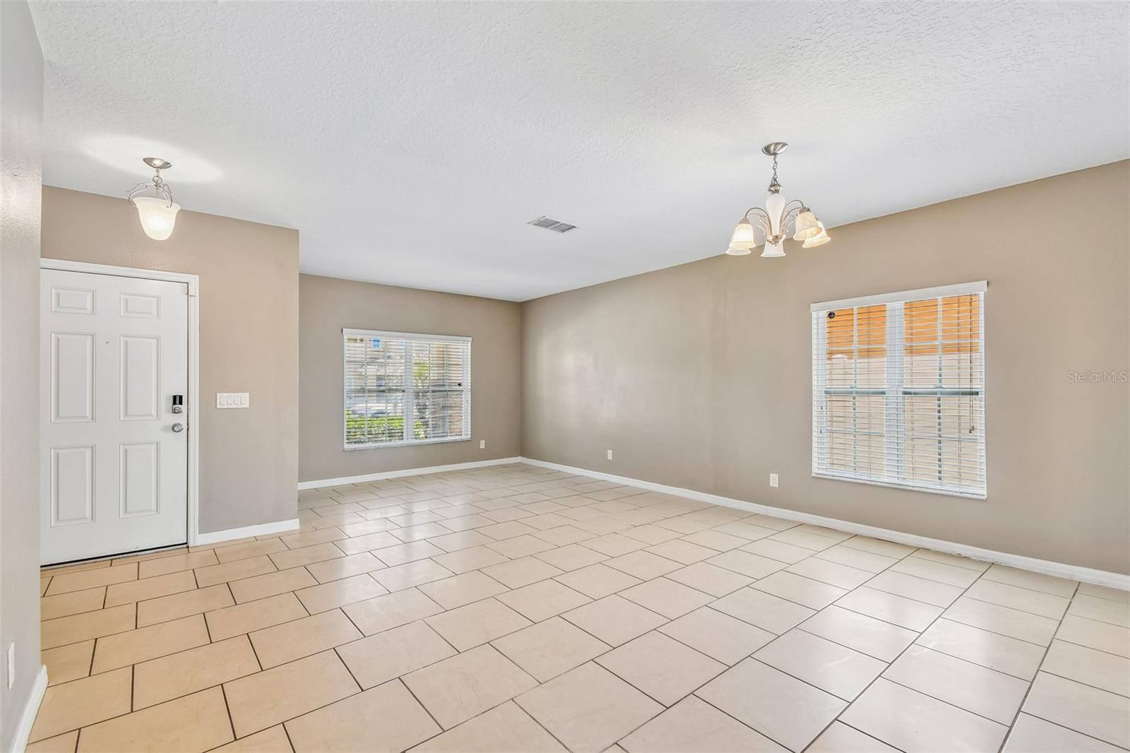 Single Family Residence at 260 WILLIAMSON DR, DAVENPORT, photo 12 of 85