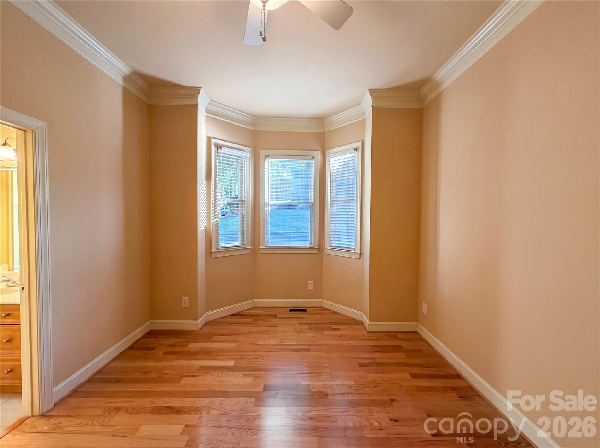 Single Family Residence at 142 Canterbury Crossing, Fort Mill, photo 4 of 29