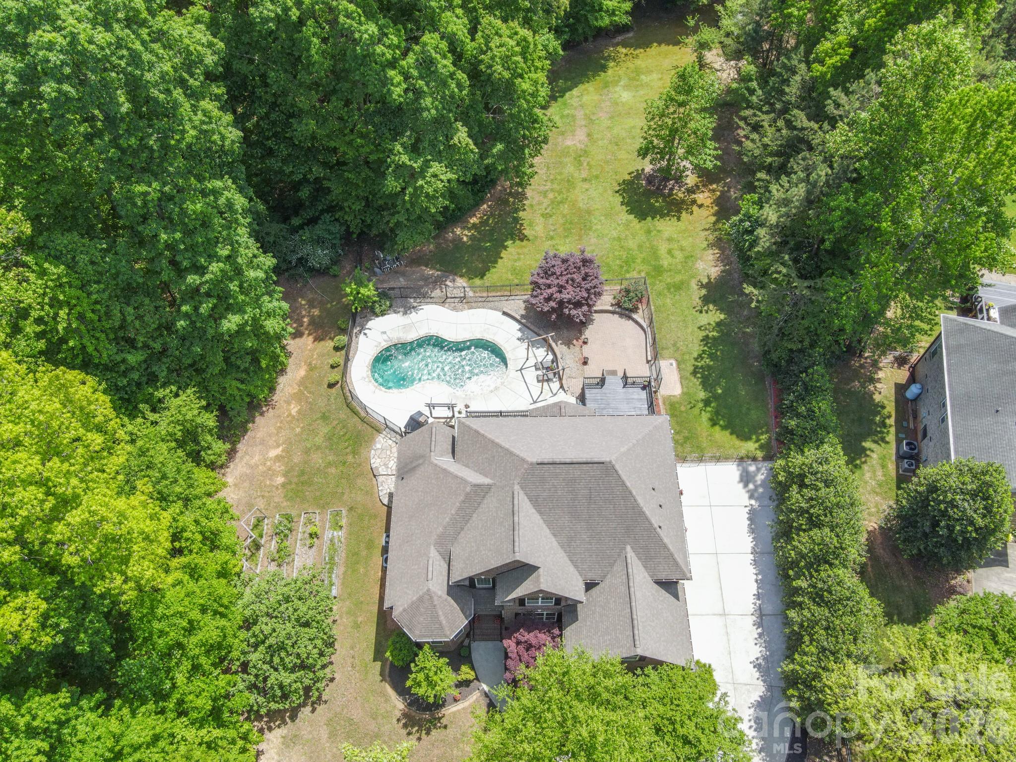 Single Family Residence at 516 Shady Oaks Drive, Stanley, photo 34 of 48