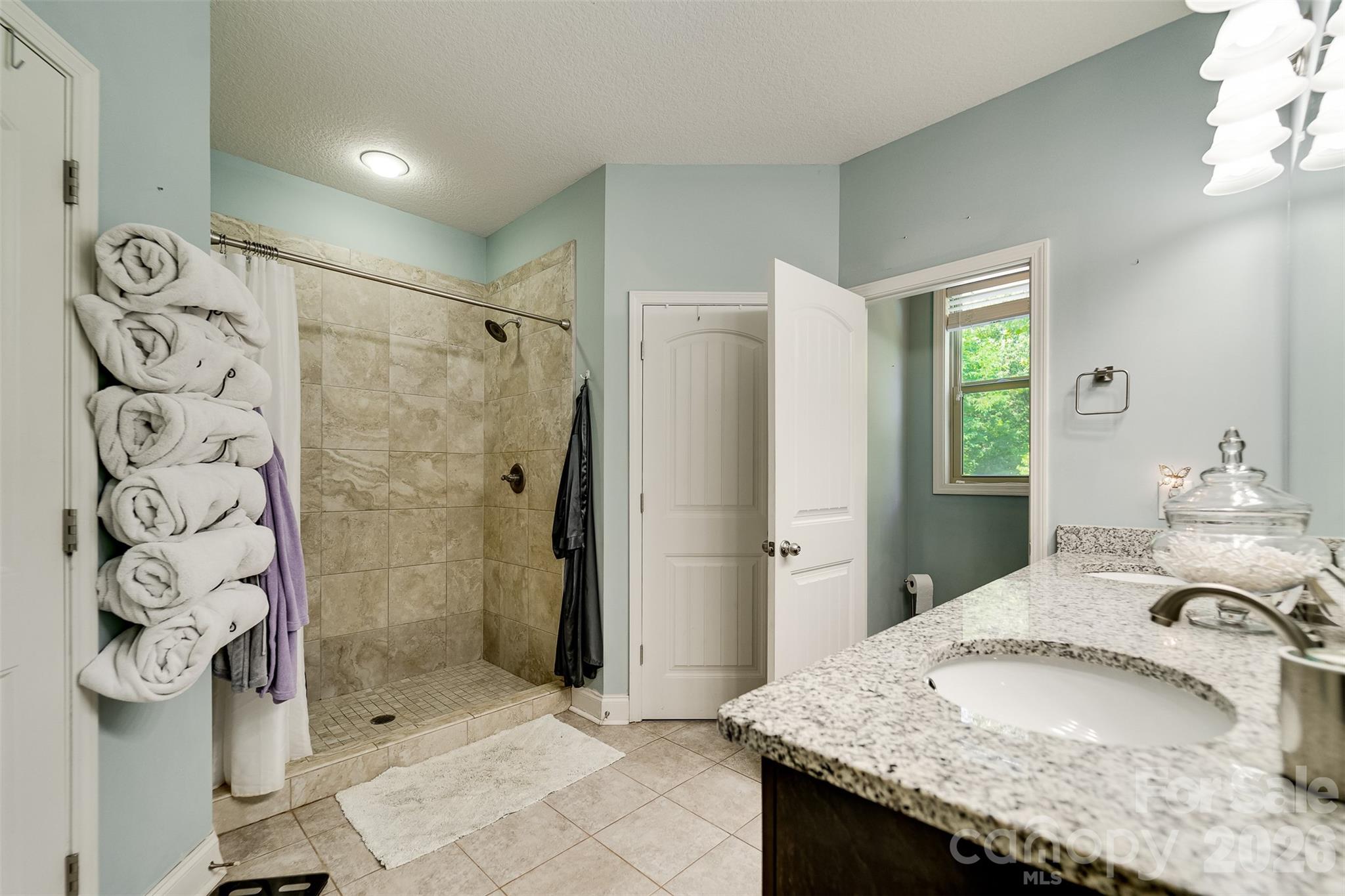 Single Family Residence at 266 Egret Lane, Sylva, photo 11 of 18