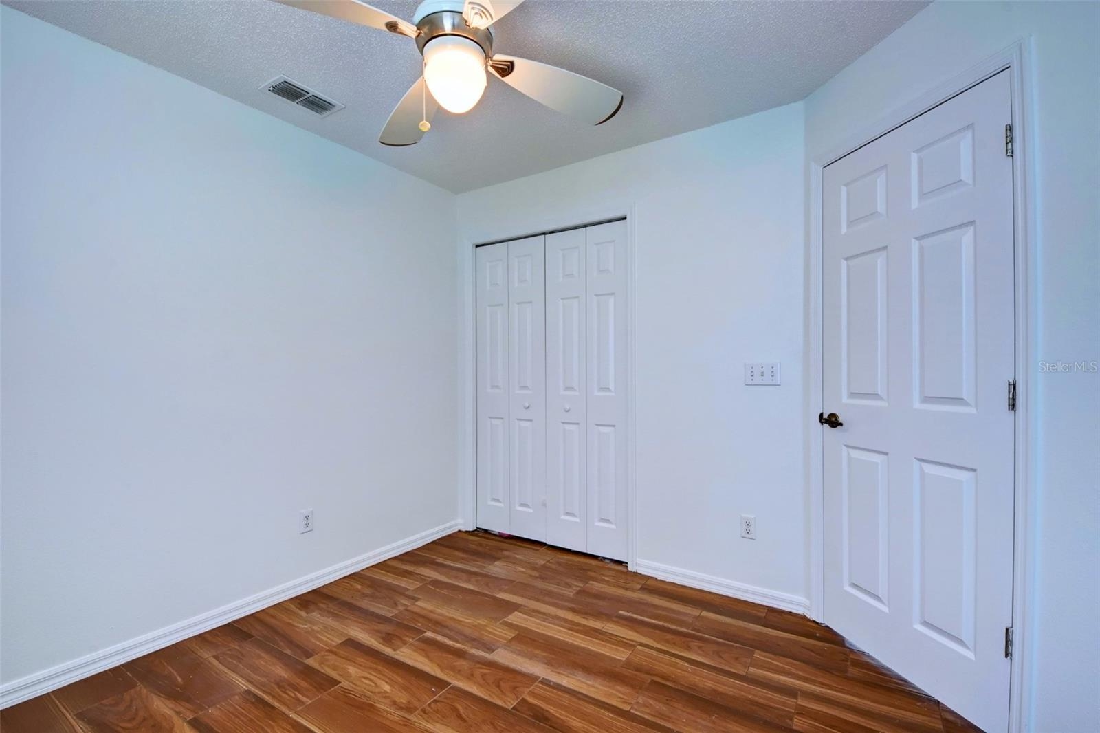 Single Family Residence at 635 ROCHESTER LOOP, DAVENPORT, photo 19 of 37