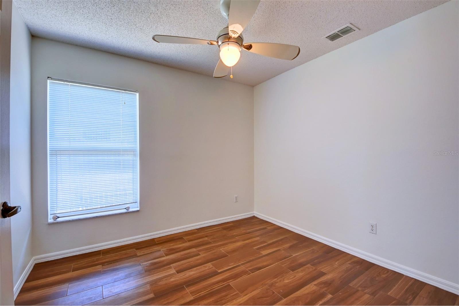 Single Family Residence at 635 ROCHESTER LOOP, DAVENPORT, photo 20 of 37