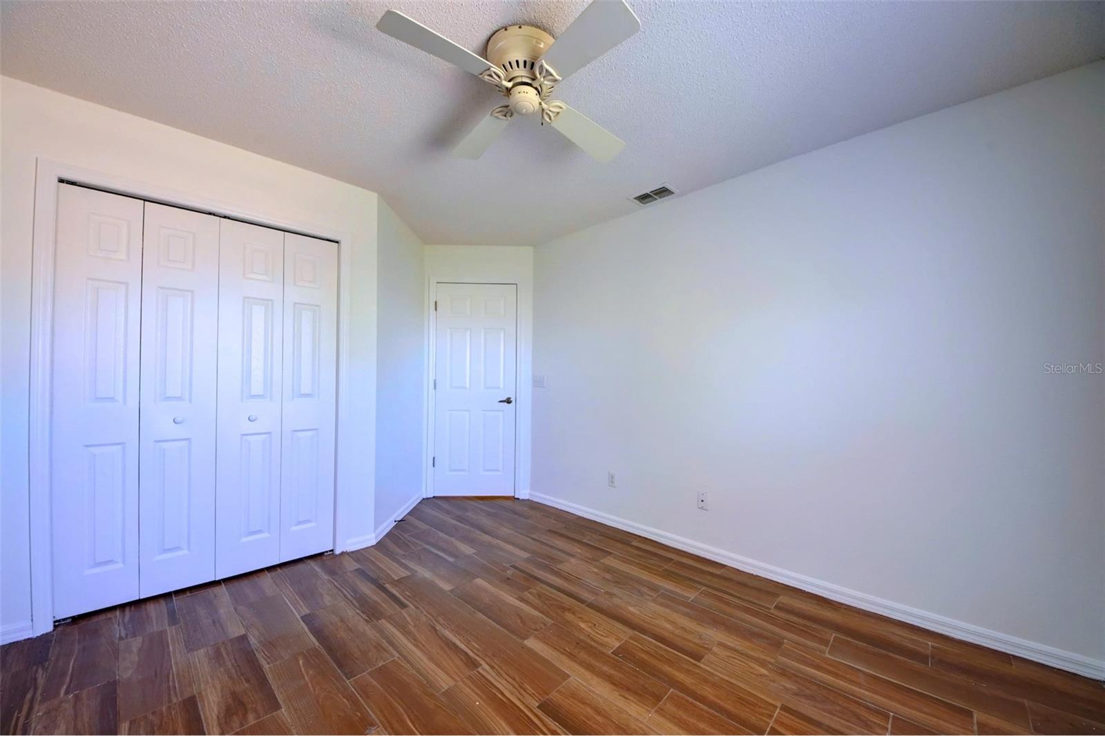 Single Family Residence at 635 ROCHESTER LOOP, DAVENPORT, photo 22 of 37