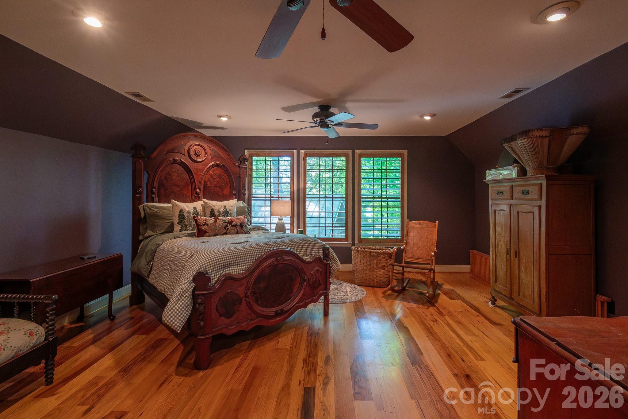 Single Family Residence at 5592 Lennox Drive, Kings Mountain, photo 36 of 47