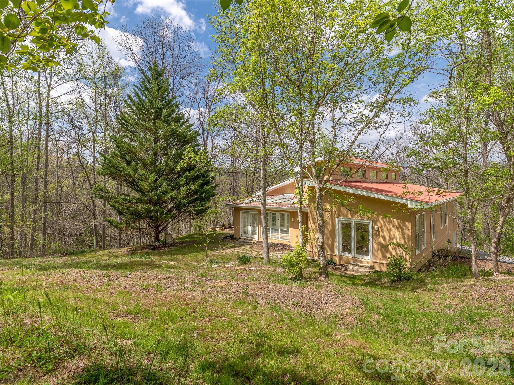 Single Family Residence at 76 Raven Rock Lane, Marshall, photo 36 of 40
