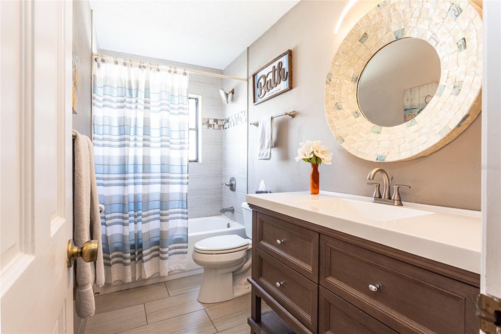 Guest Bathroom with a tub. - 18 CLASSIC CT S, PALM COAST