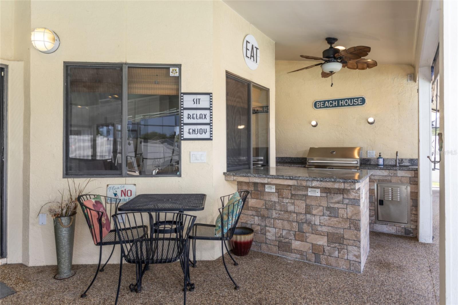 Outdoor Kitchen. - 18 CLASSIC CT S, PALM COAST