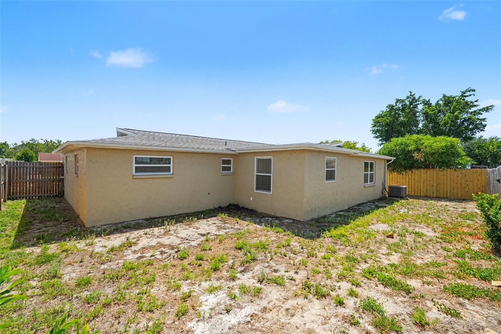 Single Family Residence at 6337 BONAIRE AVE, NEW PORT RICHEY, photo 10 of 26