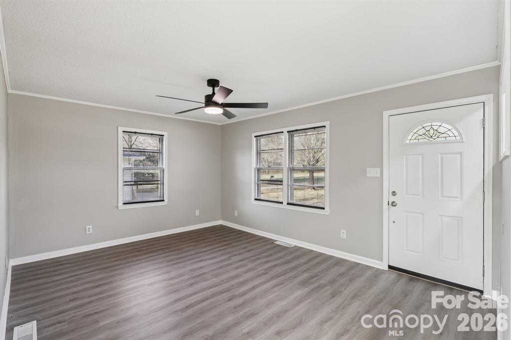 Single Family Residence at 3207 Valleydale Road, Monroe, photo 4 of 29