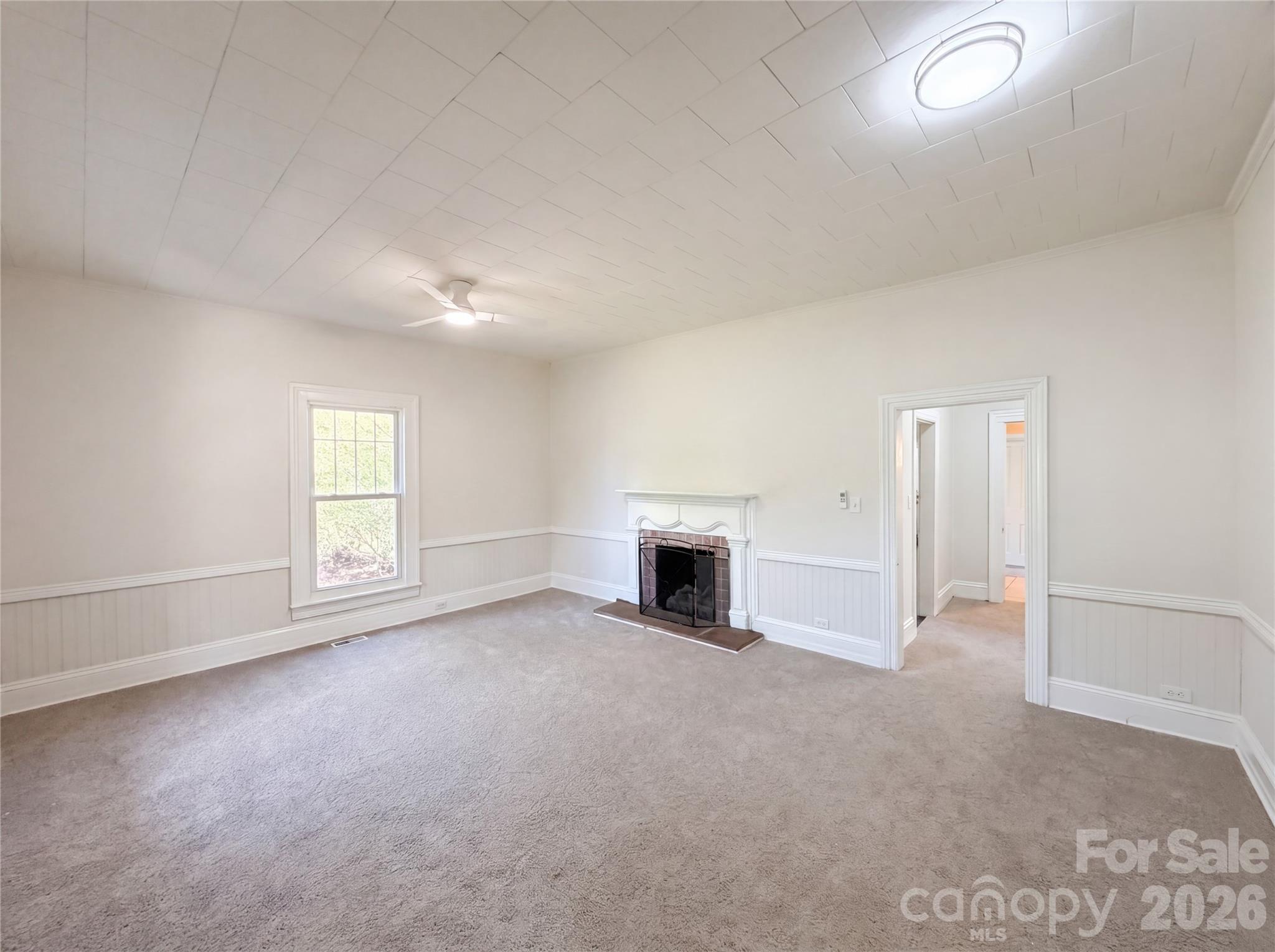 Single Family Residence at 215 S Ferry Road, New London, photo 10 of 21