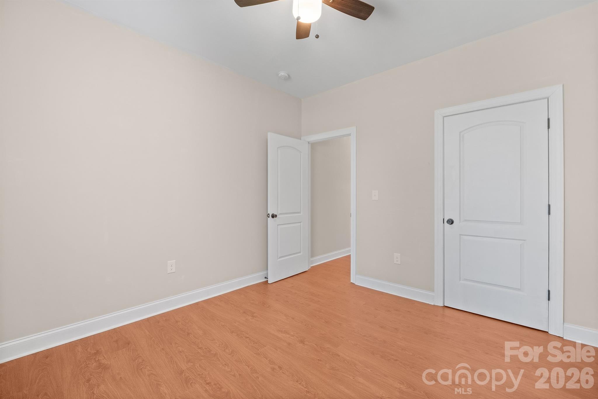 Single Family Residence at 101 Long Meadows Drive, Kings Mountain, photo 20 of 33
