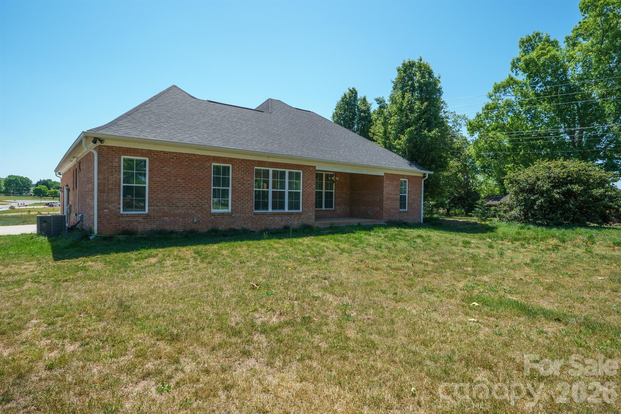 Single Family Residence at 101 Long Meadows Drive, Kings Mountain, photo 32 of 33