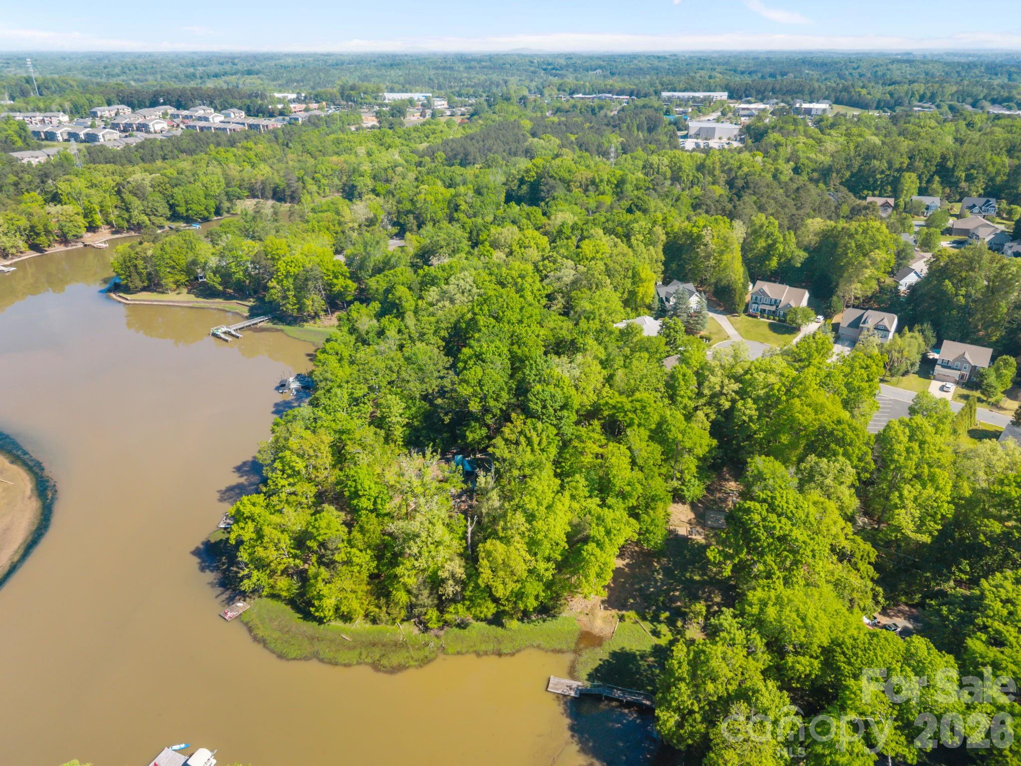 Lot at 405 Carroll Cove, Lake Wylie, photo 13 of 19