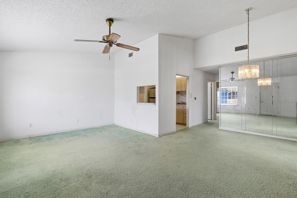 Single Family Residence at 33 SANDRA CIR, NEW SMYRNA BEACH, photo 2 of 11