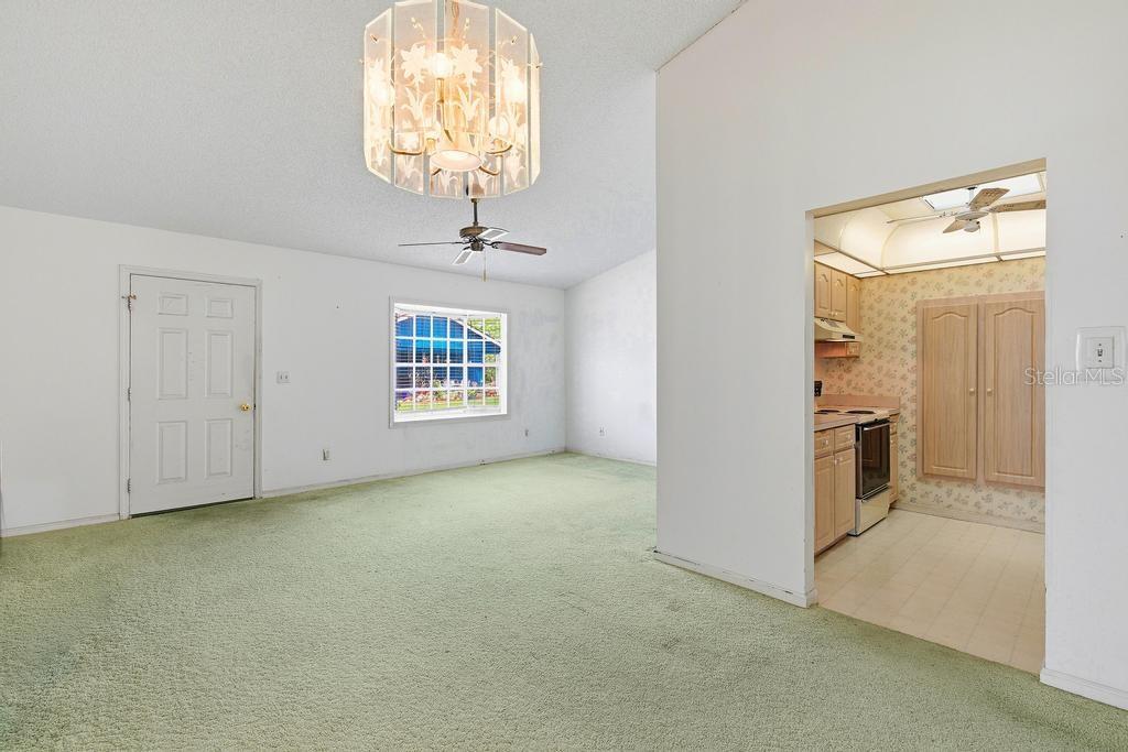 Single Family Residence at 33 SANDRA CIR, NEW SMYRNA BEACH, photo 3 of 11