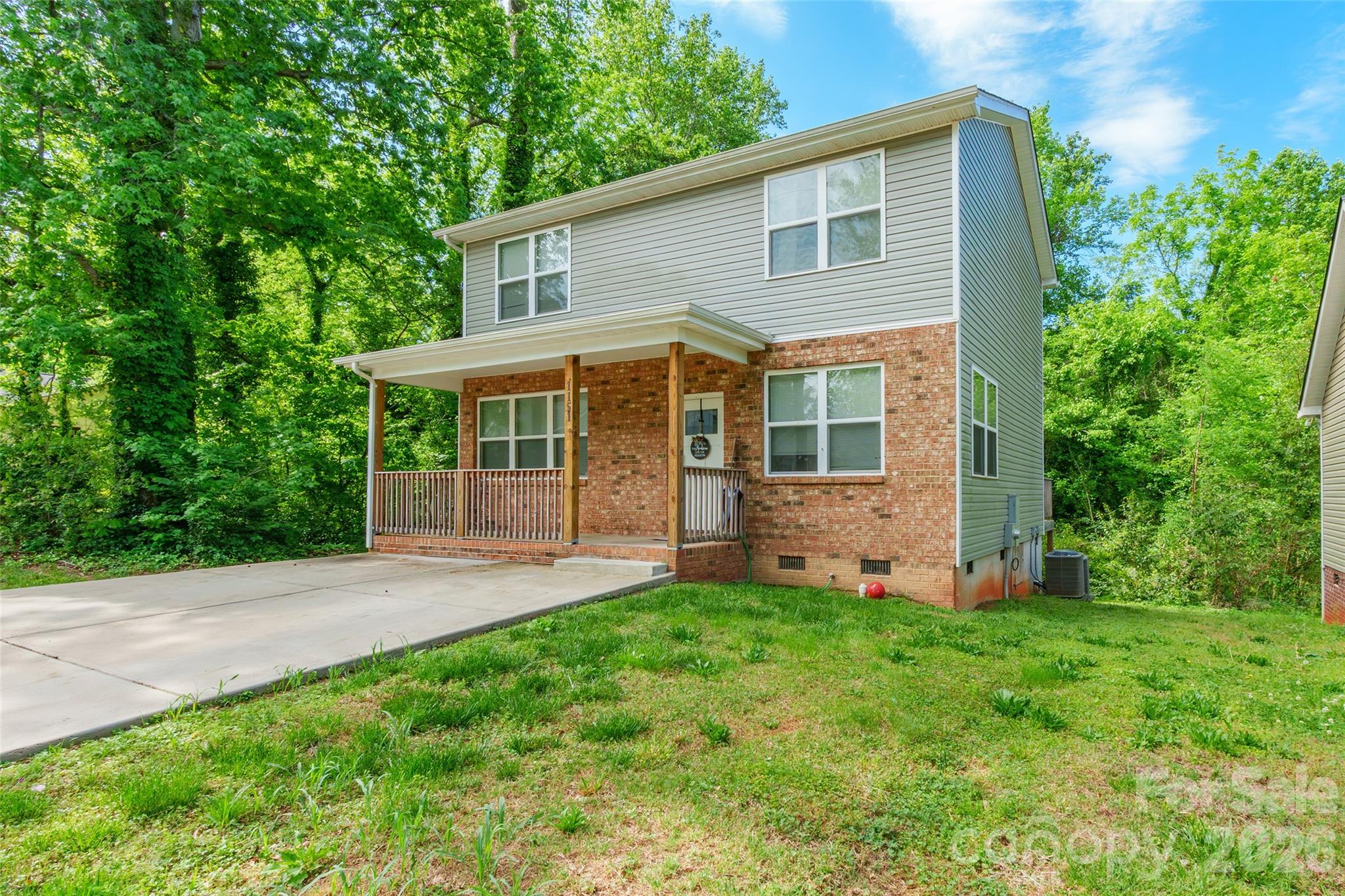 Single Family Residence at 1151 Calhoun Street, Rock Hill, photo 2 of 28