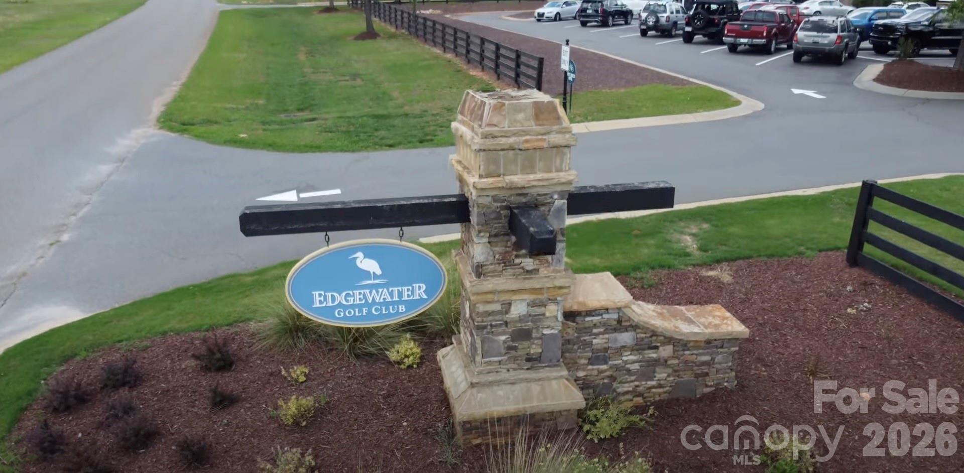 entrance to golf - 18524 Mainsail Court, Lancaster